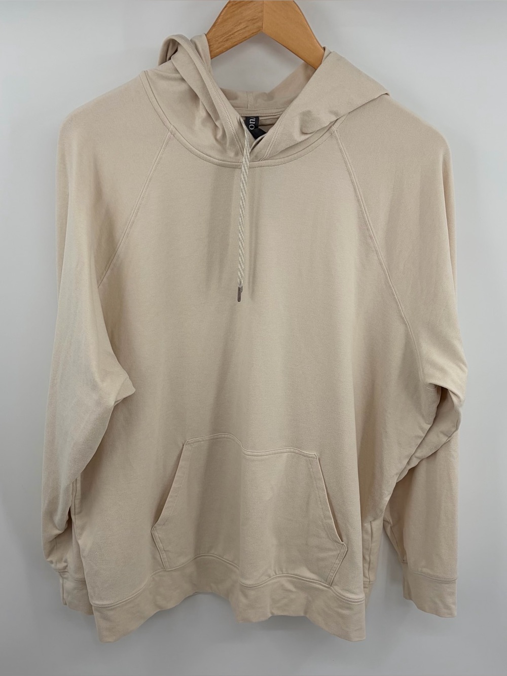 Vuori Halo oversized hoodie milkweed heather raglan sleeve women’s L performance